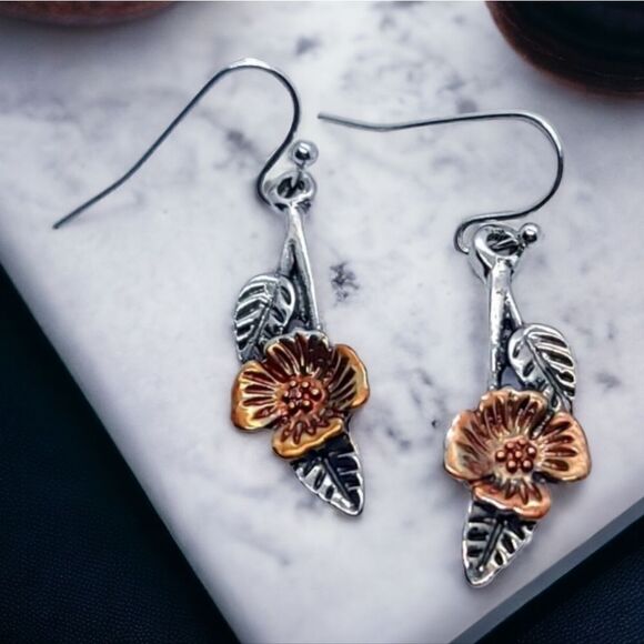 3D Two-Tone Tropical Floral Leaf Earrings Dangle Drop Silver Rose Gold Jewelry - Picture 3 of 6